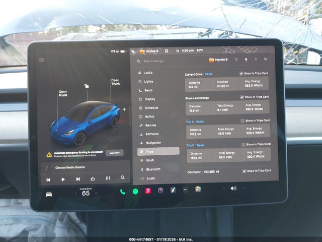 2022 Tesla Model Y Long Range Dual Motor All-wheel Drive მანქანა იყიდება აუქციონზე, vin: 7SAYGDEE8NF441493, აუქციონის ნომერი: 44174697