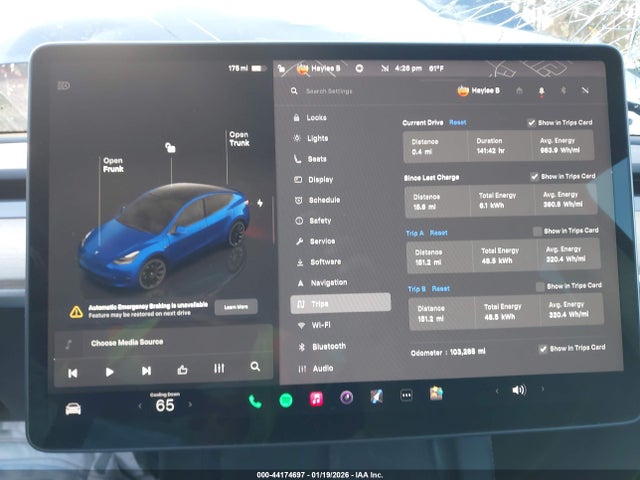 2022 Tesla Model Y Long Range Dual Motor All-wheel Drive მანქანა იყიდება აუქციონზე, vin: 7SAYGDEE8NF441493, აუქციონის ნომერი: 44174697