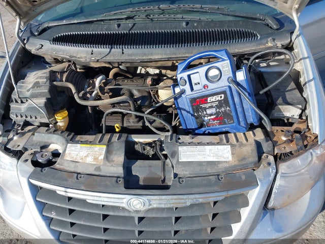 44174698 :رقم المزاد ، 2A4GP44R77R275708 vin ، 2007 Chrysler Town & Country Lx مزاد بيع