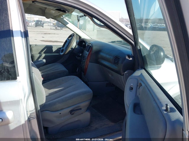 44174698 :رقم المزاد ، 2A4GP44R77R275708 vin ، 2007 Chrysler Town & Country Lx مزاد بيع