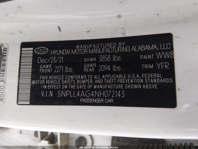 5NPLL4AG4NH072143 Hyundai ELANTRA SE