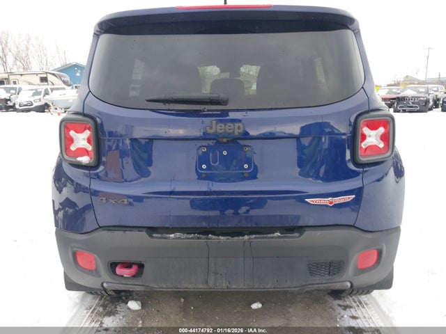 ZACCJBCB8HPG28414 Jeep Renegade Trailhawk 4x4