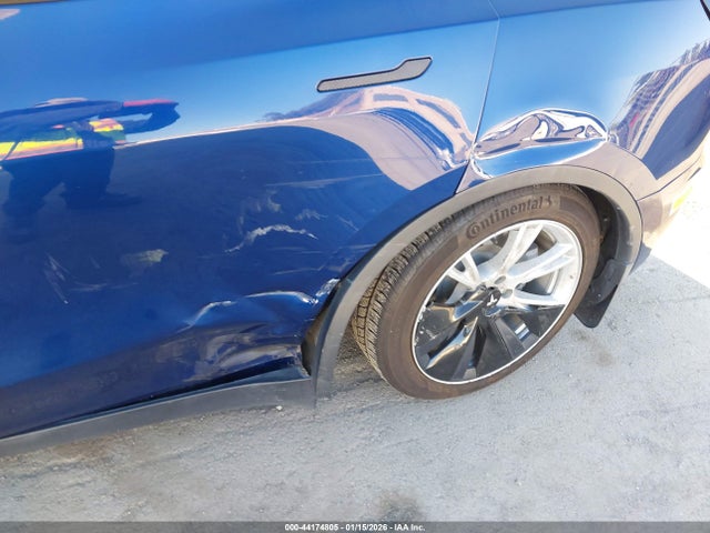 2022 TESLA MODEL Y 7SAYGDEE0NF361380 Photo 5