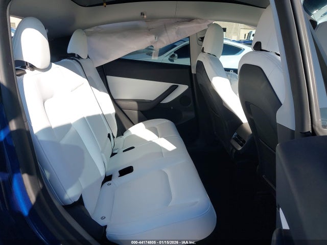 2022 TESLA MODEL Y 7SAYGDEE0NF361380 Photo 7