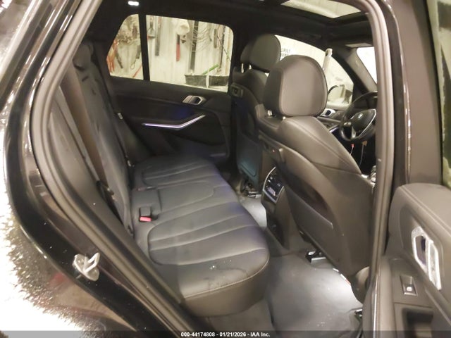 44174808 :رقم المزاد ، 5UXCR6C0XL9B00352 vin ، 2020 Bmw X5 Xdrive40i مزاد بيع