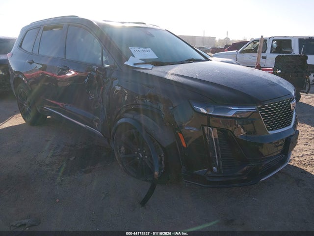 2021 CADILLAC XT6 1GYKPCRS3MZ215572 Photo 0