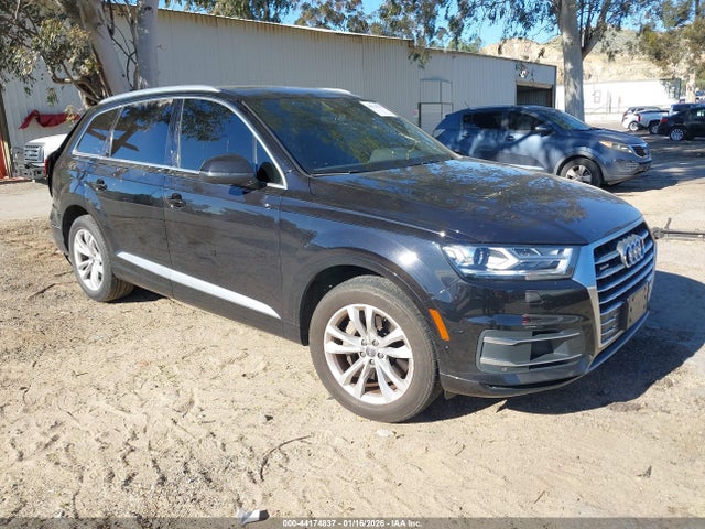 2019 AUDI Q7 WA1AAAF71KD019741