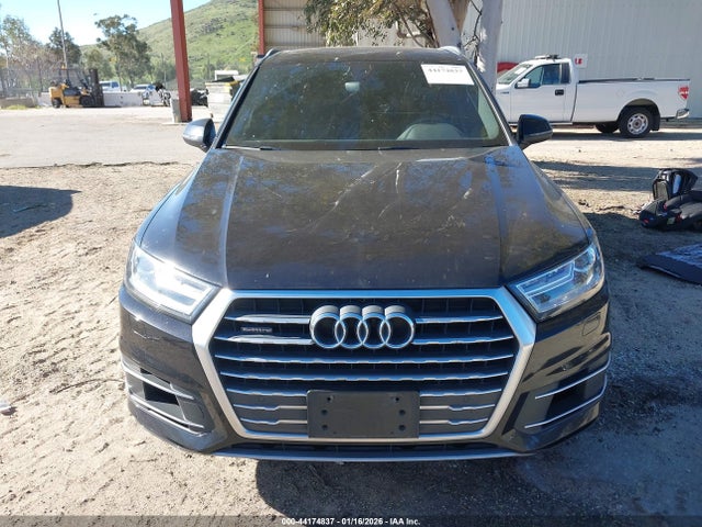 WA1AAAF71KD019741 Audi Q7 55 Premium
