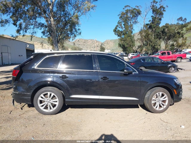 WA1AAAF71KD019741 Audi Q7 55 Premium