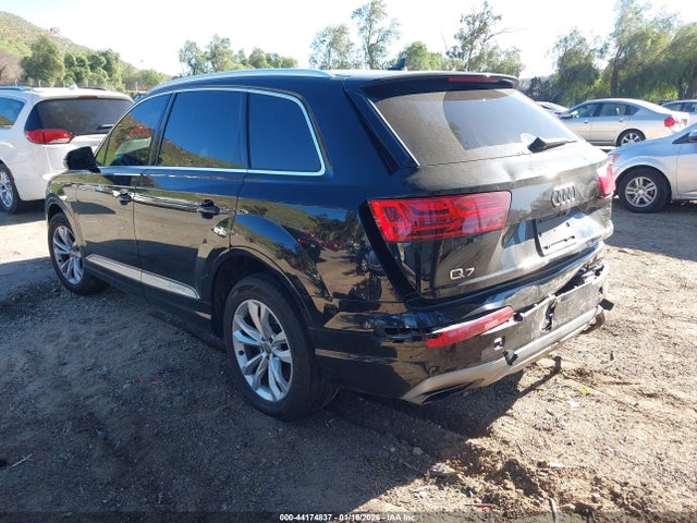 2019 AUDI Q7 WA1AAAF71KD019741 Photo 2