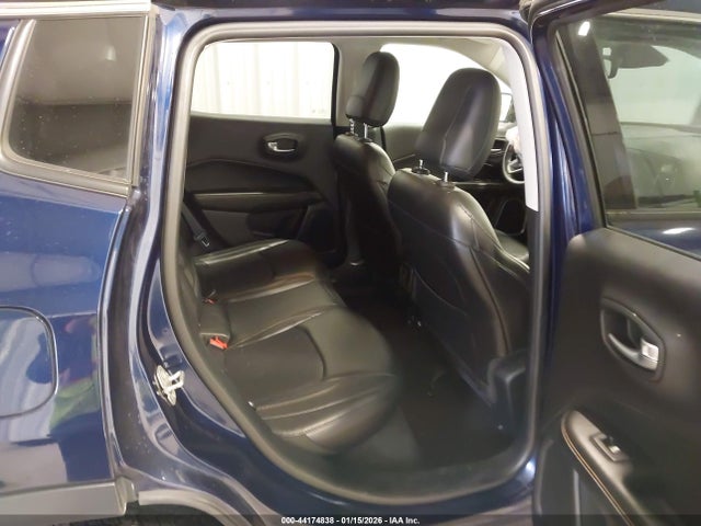 Jeep Compass Latitude 4x4 2018 3C4NJDBB7JT331882 Image 8