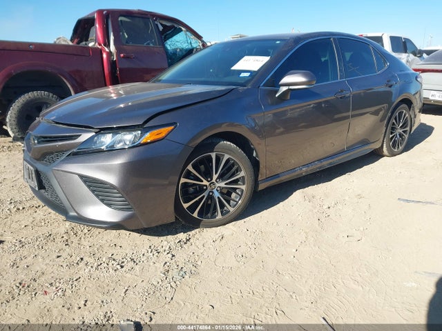 4T1M11AK6LU388073 Toyota CAMRY SE