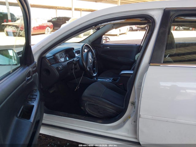 2G1WB5E38E1183981 Chevrolet Impala Limited Lt