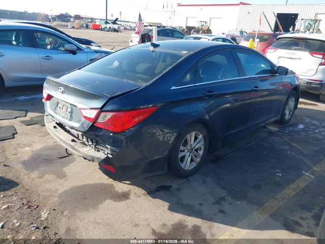 5NPEB4AC3EH862428 Hyundai SONATA GLS