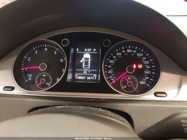 2015 Volkswagen Cc 2.0t R-line მანქანა იყიდება აუქციონზე, vin: WVWBP7AN7FE830056, აუქციონის ნომერი: 44174899
