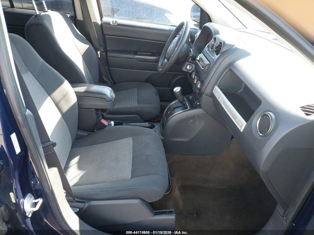 2017 JEEP COMPASS 1C4NJDBB4HD143899 Photo 4