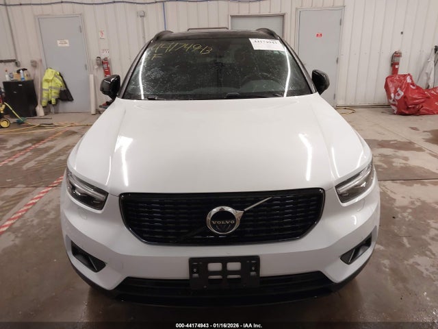 Auction sale of the 2021 Volvo Xc40 T5 R-design, vin: YV4162UM3M2617296, lot number: 44174943