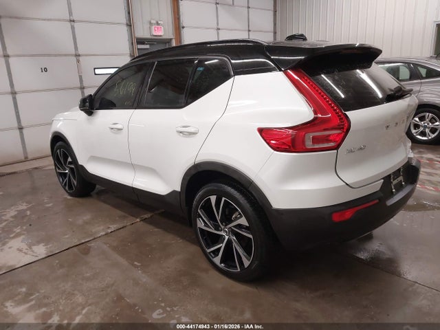 Auction sale of the 2021 Volvo Xc40 T5 R-design, vin: YV4162UM3M2617296, lot number: 44174943