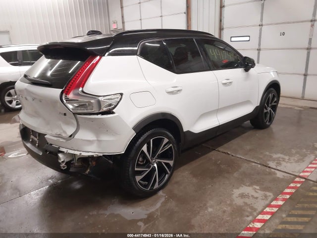 Auction sale of the 2021 Volvo Xc40 T5 R-design, vin: YV4162UM3M2617296, lot number: 44174943