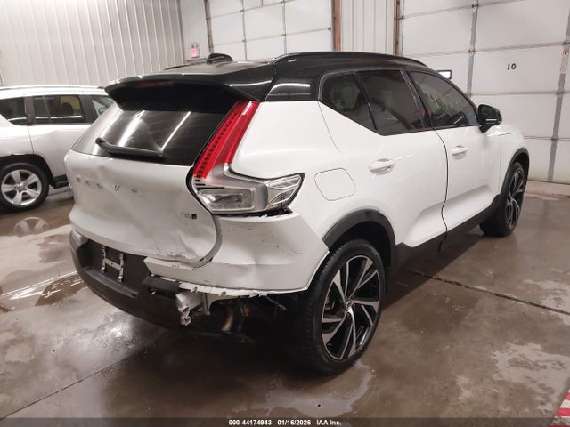 Auction sale of the 2021 Volvo Xc40 T5 R-design, vin: YV4162UM3M2617296, lot number: 44174943