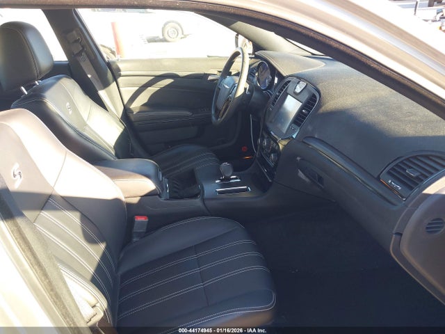 Продажа на аукционе авто 2014 Chrysler 300 300s, vin: 2C3CCABG9EH261011, номер лота: 44174945