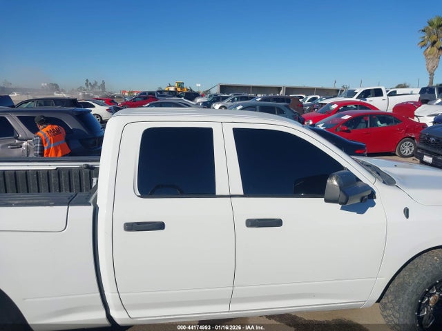 44174993 :رقم المزاد ، 1C6RR7FT9HS837652 vin ، 2017 Ram 1500 Express  4x4 6'4 Box مزاد بيع