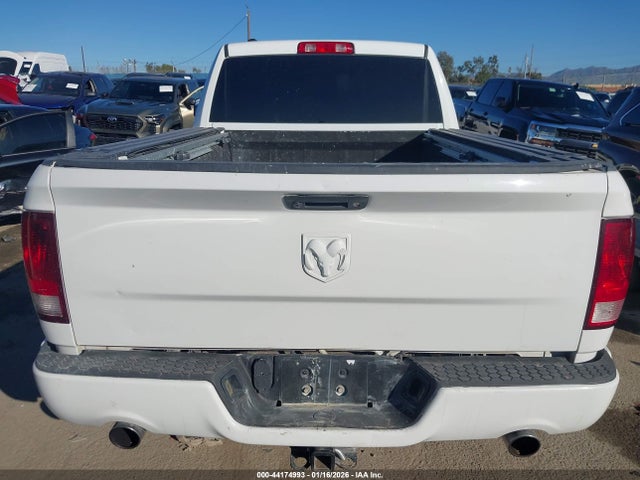 44174993 :رقم المزاد ، 1C6RR7FT9HS837652 vin ، 2017 Ram 1500 Express  4x4 6'4 Box مزاد بيع