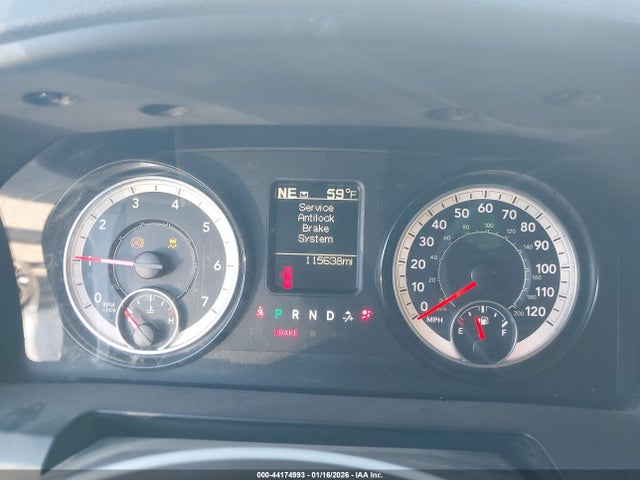 44174993 :رقم المزاد ، 1C6RR7FT9HS837652 vin ، 2017 Ram 1500 Express  4x4 6'4 Box مزاد بيع