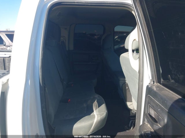 44174993 :رقم المزاد ، 1C6RR7FT9HS837652 vin ، 2017 Ram 1500 Express  4x4 6'4 Box مزاد بيع