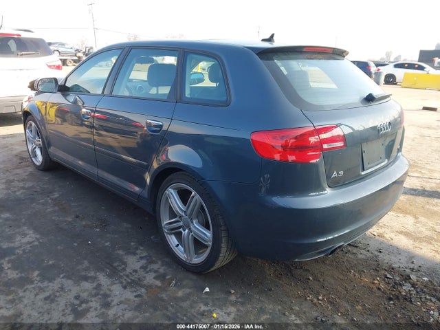 2012 AUDI A3 WAUKJAFM1CA100724 Photo 2