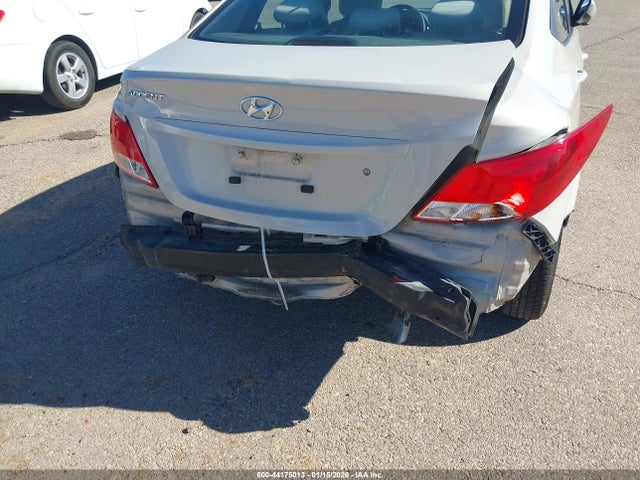 KMHCT4AE1HU243208 Hyundai ACCENT SE