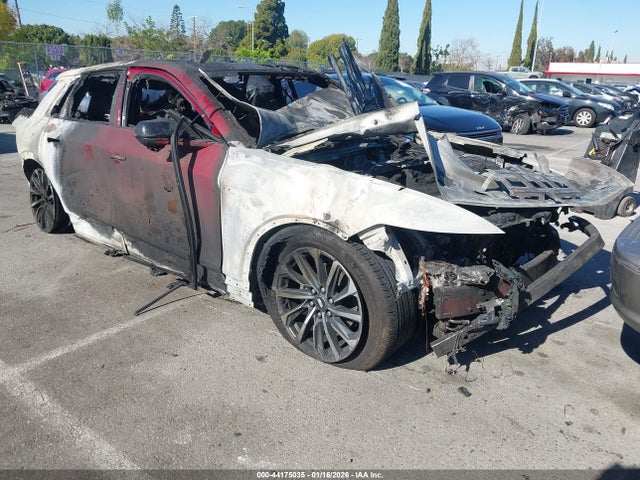 2024 CADILLAC LYRIQ 1GYKPTRK7RZ100495 Photo 0