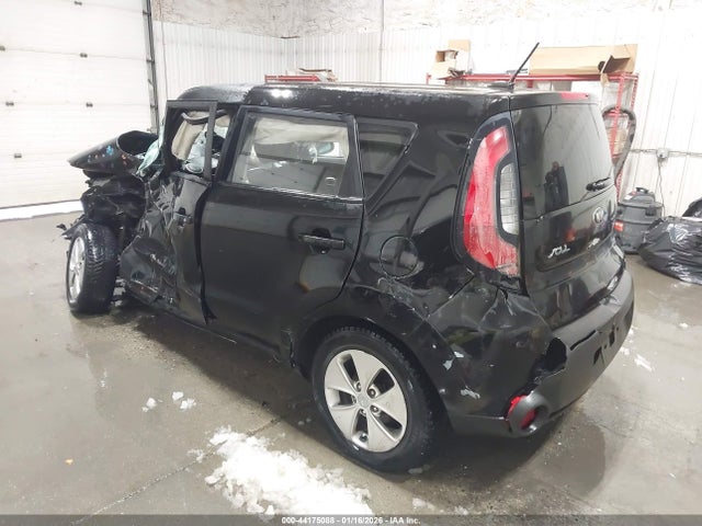 2015 KIA SOUL KNDJN2A29F7758632 Photo 2