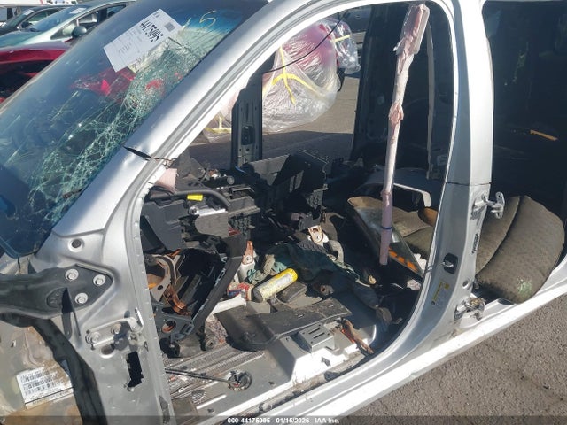 2015 CADILLAC ESCALADE ESV 1GYS3TKJ3FR747324 Photo 5