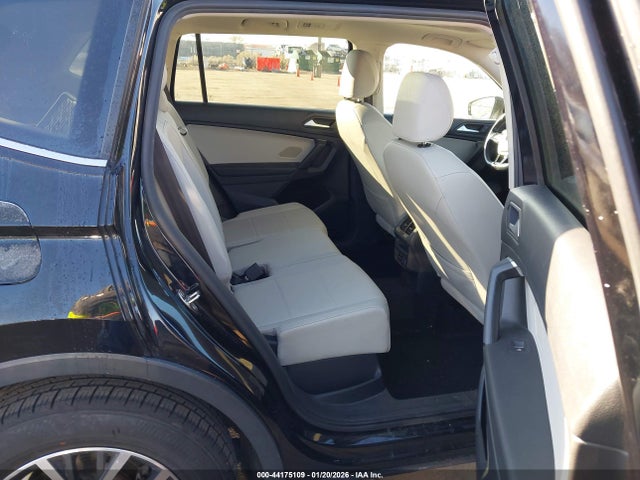 44175109 :رقم المزاد ، 3VV2B7AX1KM191386 vin ، 2019 Volkswagen Tiguan 2.0t Se/2.0t Sel/2.0t Sel R-line/2.0t Sel R-line Black مزاد بيع