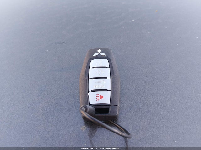2025 MITSUBISHI OUTLANDER JA4J3VA87SZ045815 Photo 10