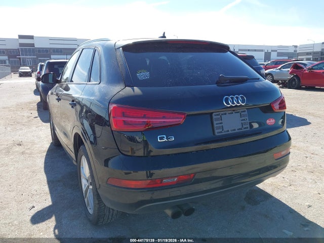 2018 Audi Q3 2.0t Premium/2.0t Sport Premium მანქანა იყიდება აუქციონზე, vin: WA1BCCFS0JR011775, აუქციონის ნომერი: 44175139