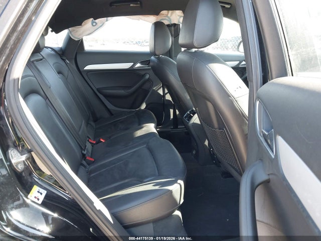 2018 Audi Q3 2.0t Premium/2.0t Sport Premium მანქანა იყიდება აუქციონზე, vin: WA1BCCFS0JR011775, აუქციონის ნომერი: 44175139