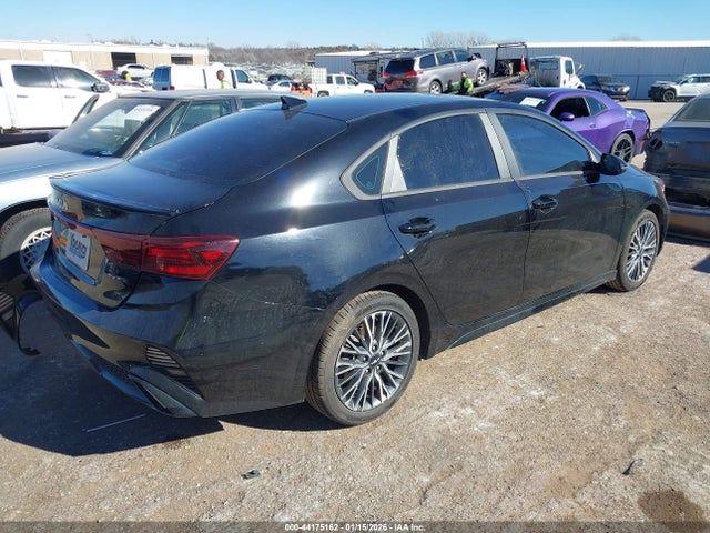 2023 Kia Forte Gt-line მანქანა იყიდება აუქციონზე, vin: 3KPF54AD7PE537342, აუქციონის ნომერი: 44175162