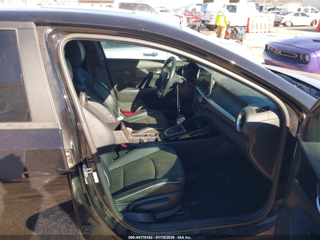 2023 Kia Forte Gt-line მანქანა იყიდება აუქციონზე, vin: 3KPF54AD7PE537342, აუქციონის ნომერი: 44175162