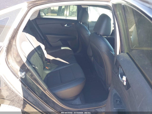 2023 Kia Forte Gt-line მანქანა იყიდება აუქციონზე, vin: 3KPF54AD7PE537342, აუქციონის ნომერი: 44175162