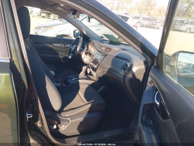 5N1AT2MV4JC789942 Nissan ROGUE SV