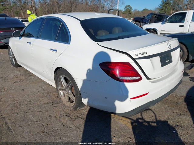 2017 Mercedes-benz E 300 მანქანა იყიდება აუქციონზე, vin: WDDZF4JB9HA049643, აუქციონის ნომერი: 44175173