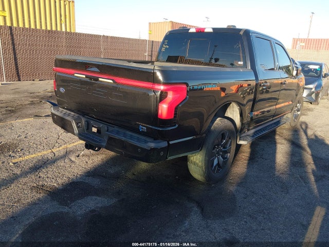 2022 FORD F-150 LIGHTNING 1FTVW1EL8NWG15235 Photo 3