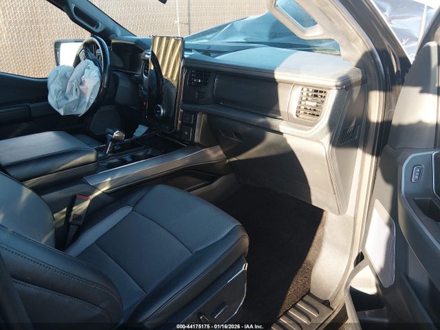 2022 FORD F-150 LIGHTNING 1FTVW1EL8NWG15235 Photo 4