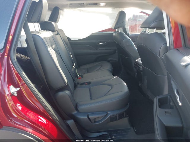5TDAAAA55SS027471 Toyota Grand Highlander Limited