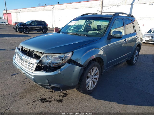 44175213 :رقم المزاد ، JF2SHADC9CH468280 vin ، 2012 Subaru Forester 2.5x Premium مزاد بيع