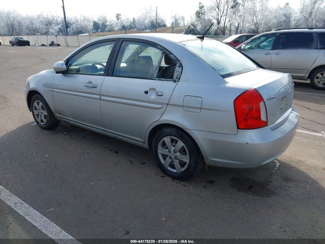 2010 HYUNDAI ACCENT KMHCN4AC6AU464348 Photo 2