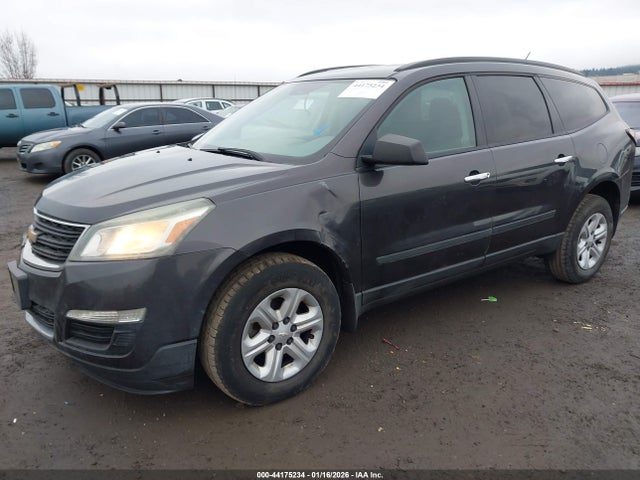 Chevrolet Traverse Ls 2014 1GNKVFED3EJ181354 Image 2
