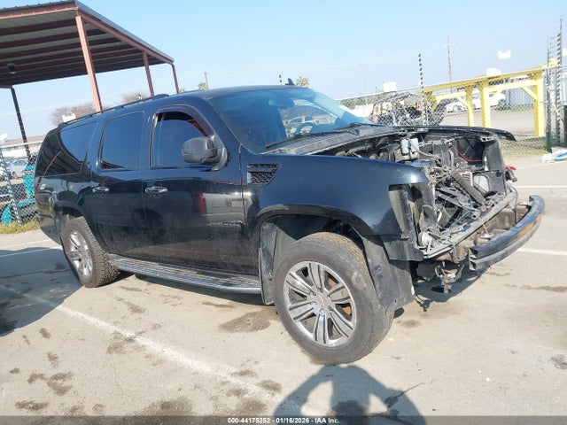 44175252 :رقم المزاد ، 1GNUCKE03AR231539 vin ، 2010 Chevrolet Suburban 1500 Ltz مزاد بيع